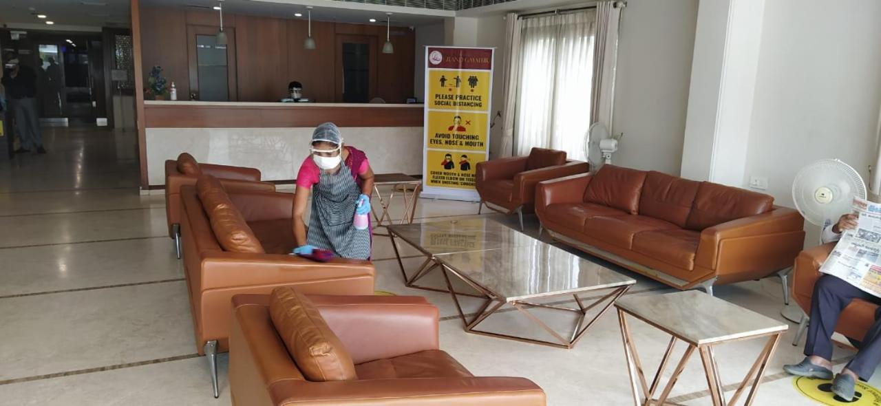 Hotel Grand Gayathri Khammam Exteriér fotografie